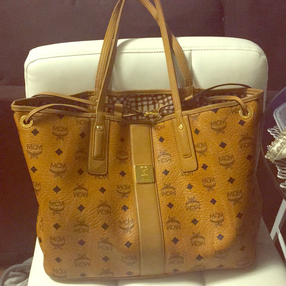 Authentic MCM Medium Reversible canvas shopper